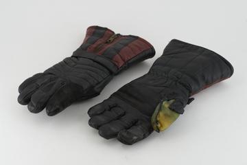 Motorcyclist's leather gloves