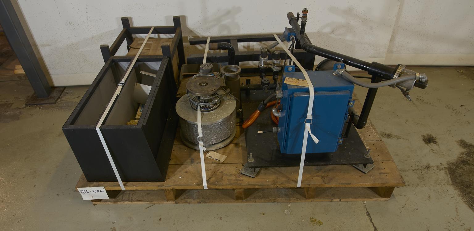 Crystal puller made by Hamco Machine and Electronics Corp. of Rochester ...