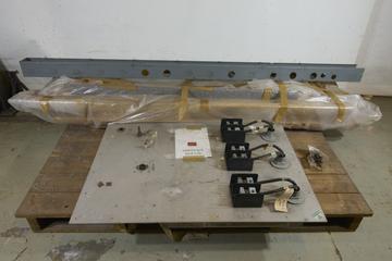 Toshiba ACCESS MRI system components