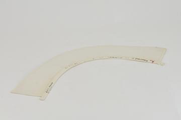 Stiffened white linen plain collar with buttonholes