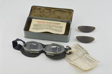 Protective goggles for armed services field use