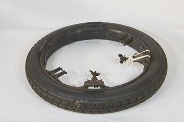 Spare wheel for 40-hp open-drive limousine by Crossley Motors