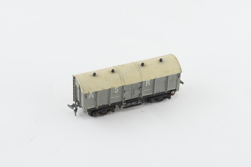 Model railway wagon