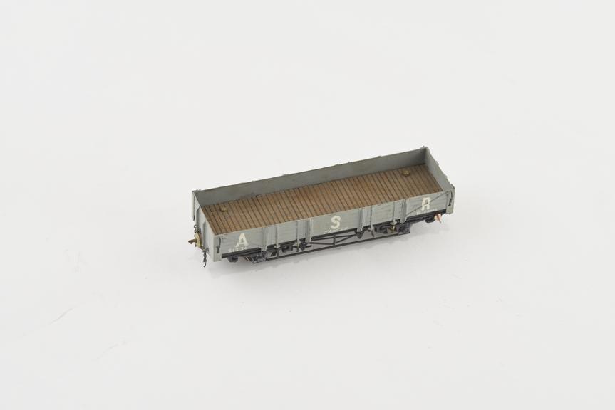 Model railway wagon