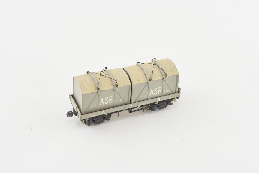 Model railway wagon