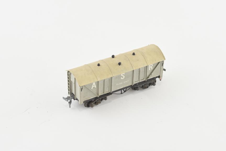 Model railway wagon