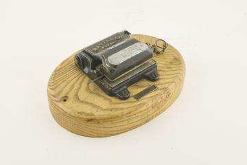 Large Mastabar patent belt fastening tool