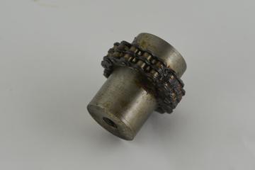 Small chain coupling