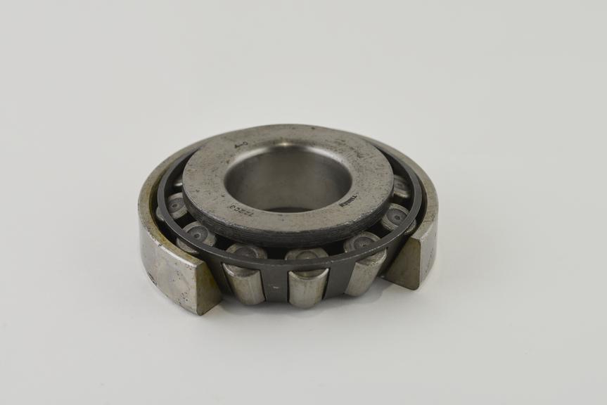 Sectioned Roller Bearing (397/394)