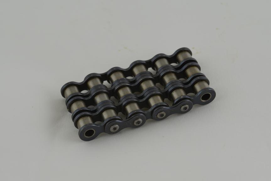 Piece triplex chain 1/2" pitch; 8