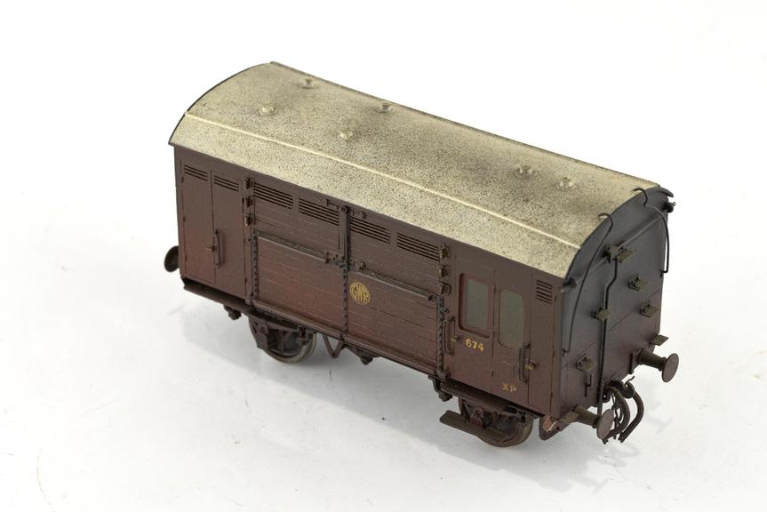 Model railway wagon 'O' gauge, GWR 10-ton 4-wheeled horse van