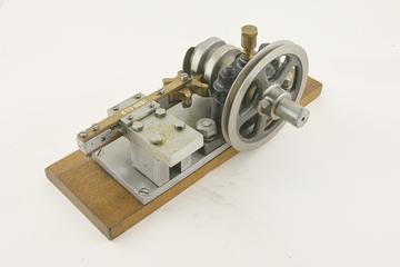 Working model of a spiral cam valve actuating gear
