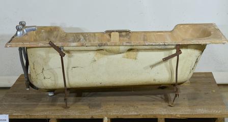 Resin Fibreglass Bath