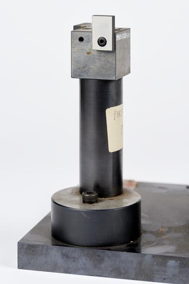 Fixture plate