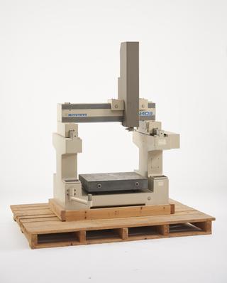 Main measuring unit of the Mitutoyo Coordinate measuring machine