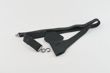 Black Dress Sword Holster Owned by Taramelli.