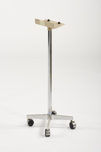 Supporting stand on four castors for supporting the CRT