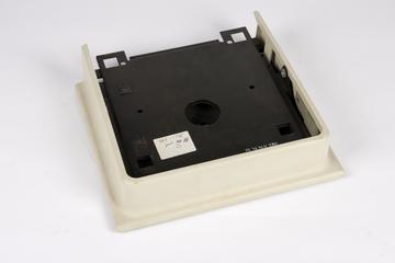 Tilting platform for the additional monitor for the co-ordinate measuring machine