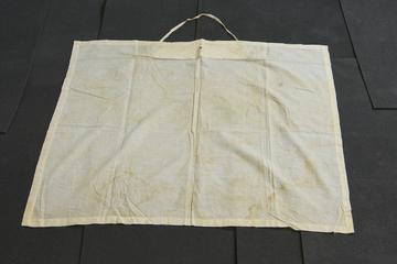 Handkerchief army nurse's cap with red cross, 1901-1925
