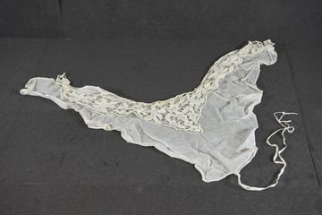 Modesty bodice of lawn