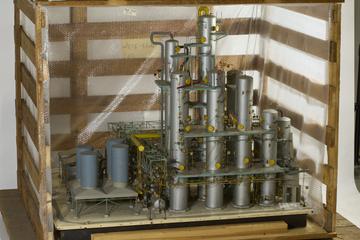 Model of continuous catalytic reforming (CCR) plant at Staines