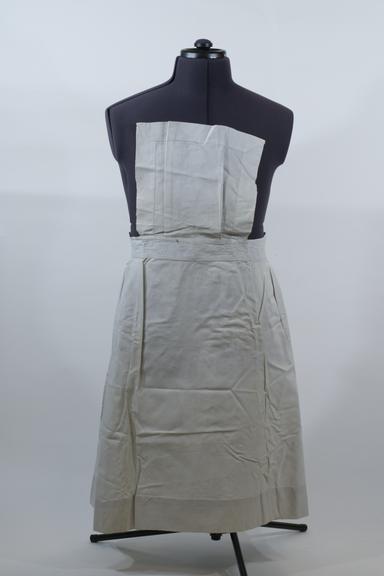 White linen apron, short length, square bib