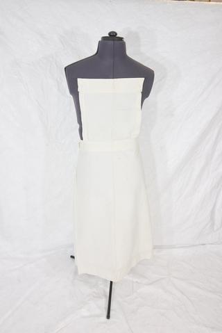 White heavy linen apron with square pin-up bib