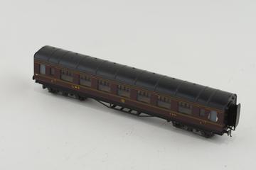 Model railway carriage, London Midland & Scottish Railway