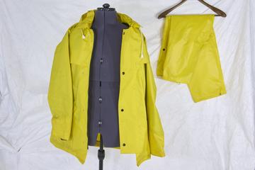 Foulweather high visibility anti-static (WA12 Pattern) two piece suit in coated nylon with unistate seams