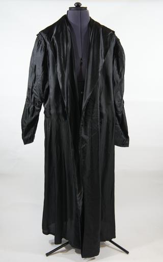 Gown for Academic Robes of a Doctor of Medicine and Pharmacy [replica]