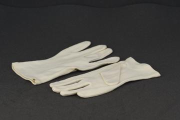 Inner gloves for Nuclear, Biological and Chemical warfare oversuit