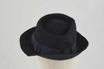 Dark blue felt hat for S.R.N.