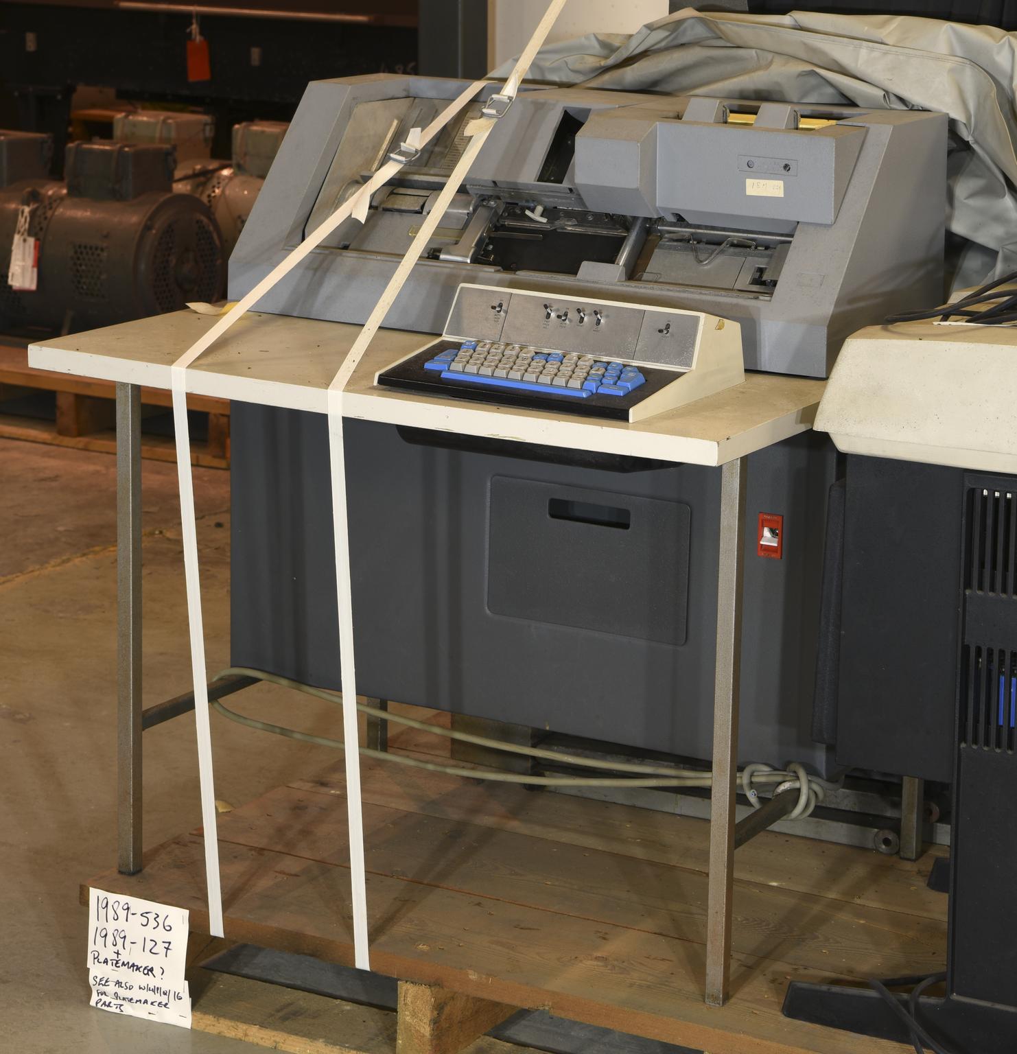 IBM 80 column card punch | Science Museum Group Collection