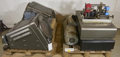 Components of Decca airfield radar