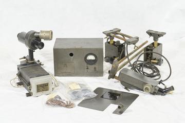 Spectroscope for rapid spectro-chemical analysis of metals by R. Fuess