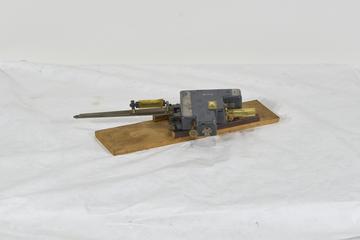 Taper Thread Gauge checking machine