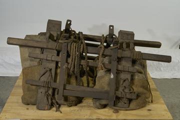 Packhorse stretcher carrier, first World War