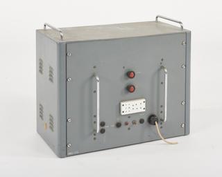 Power pack generating random noise for device to simulate the reception from a radio telescope