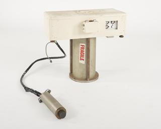 Electrographic camera of aperture 4 cm by Wallis of Worthing