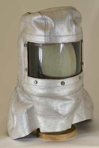 Metallised protective wool hood
