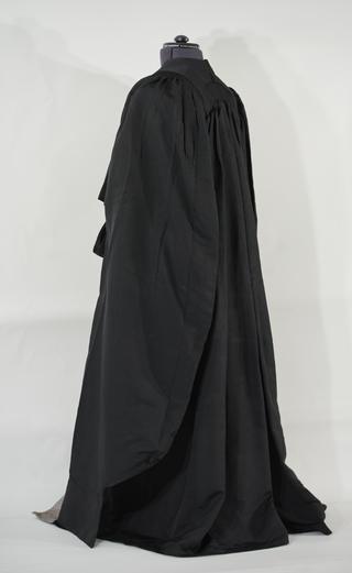 Mr. Thelwall Thomas' ChB Liverpool gown