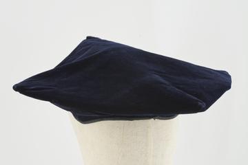 Sir William Osler's Edinburgh LI.D. cap