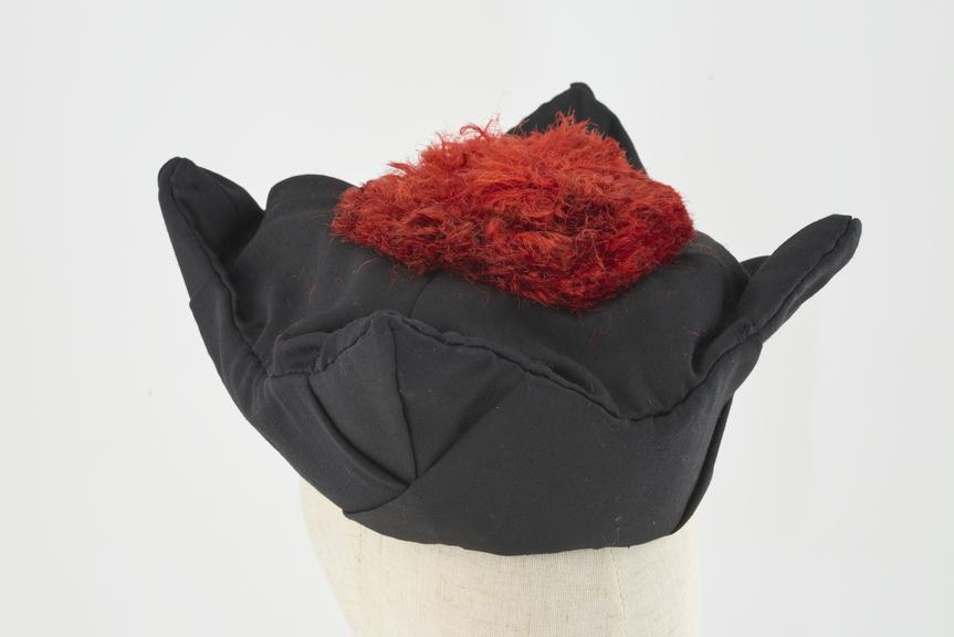 Academicians hat with four pointed corners