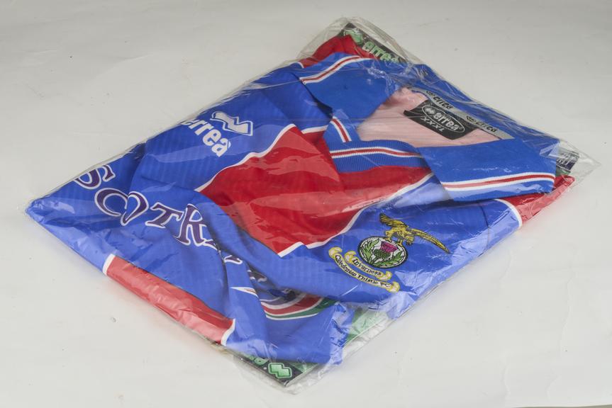 Inverness Caledonian Thistle Footbal Club Shirt.