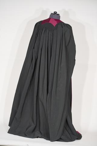 Mr. Thelwall Thomas'  F.R.C.S. (England) gown