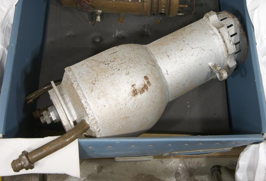 Section Gamma rocket engine thrust chamber