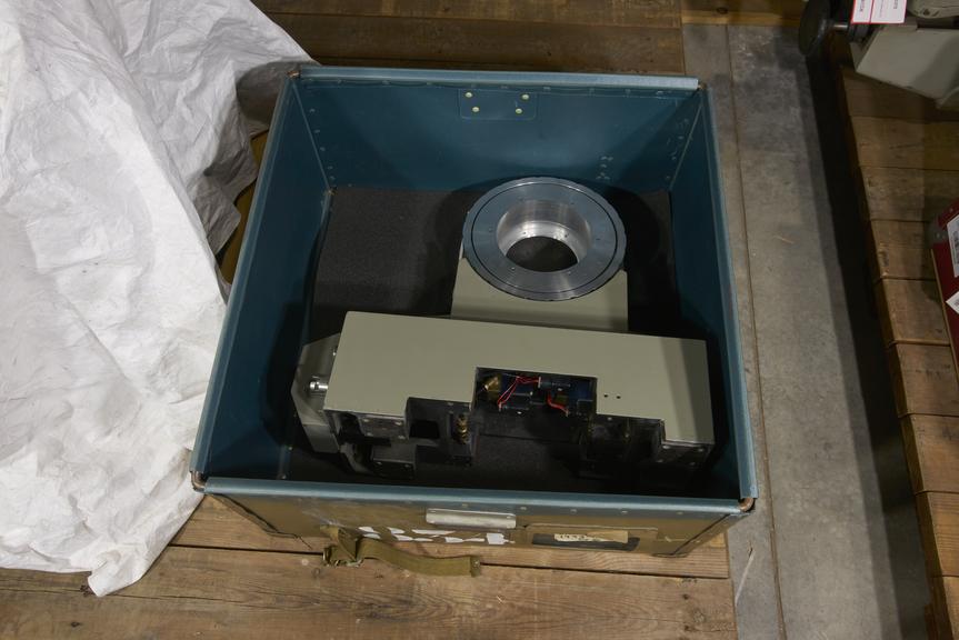 Small Lens Holder from EROS IV Optical Transfer Function Measuring System for Lens Testing