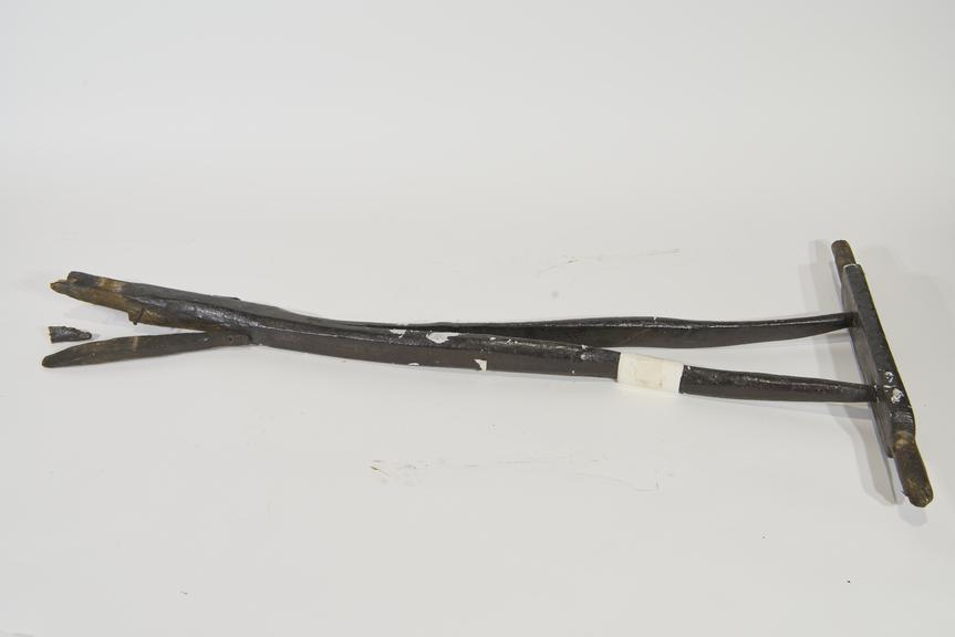 Early English breast plough