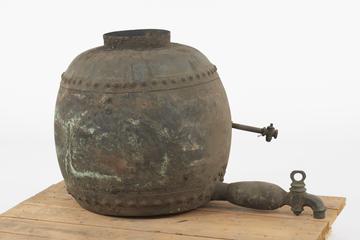 Copper distillation oven(?), possibly English, 180