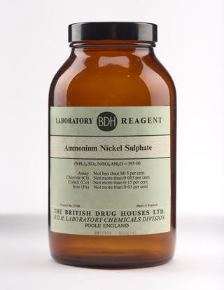 Glass bottle for ammonium nickel sulphate